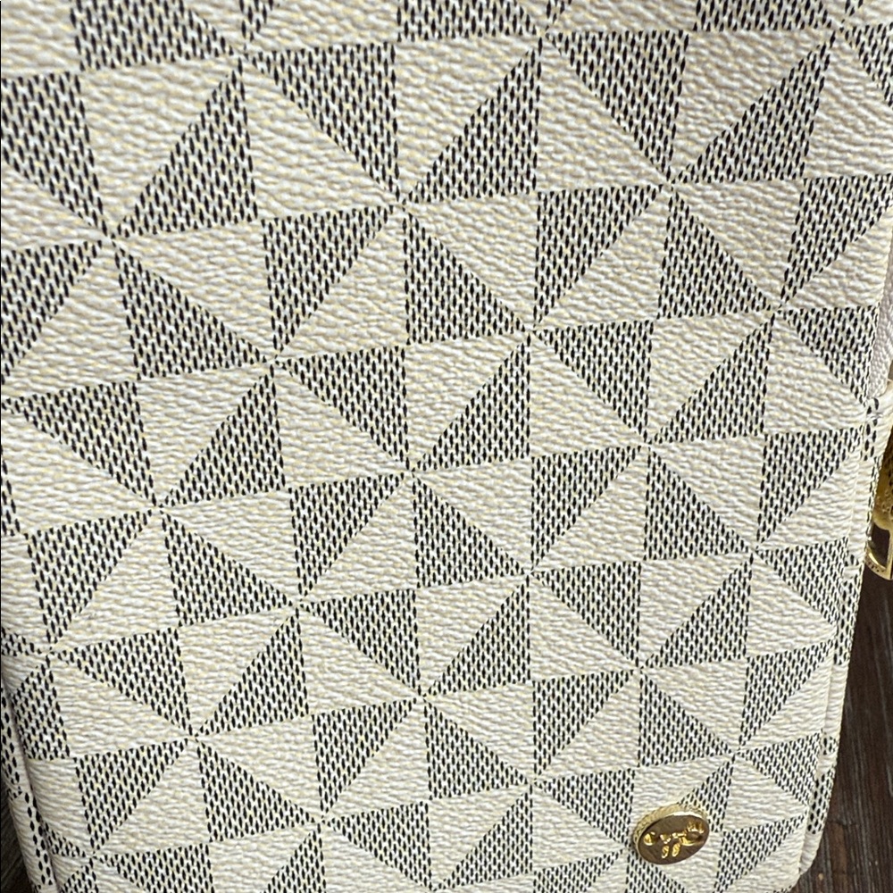 Inicat Geometric Pattern Cream Crossbody Sling Bag - Picture 2 of 10